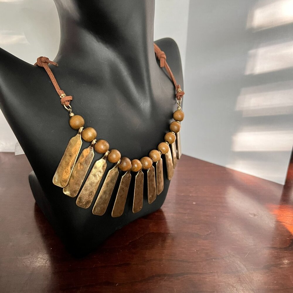 MAKARLON Gold Metal & Brown Bead Statement Necklace & Earring Set - Picture 3 of 6